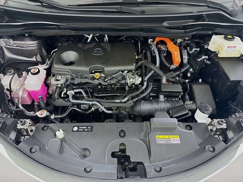 Used 2024 Toyota Sienna Limited AWD/4WD image 33