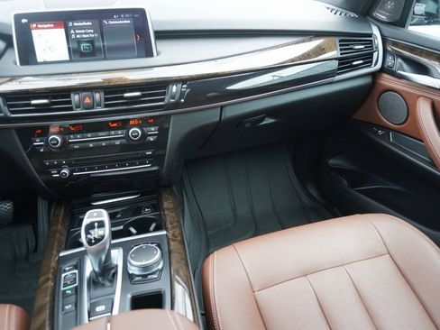 Used 2018 BMW X5 xDrive35i w/ Premium Package image 23