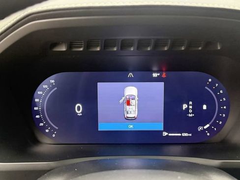 New 2026 Volvo XC90 B6 Core AWD/4WD image 16