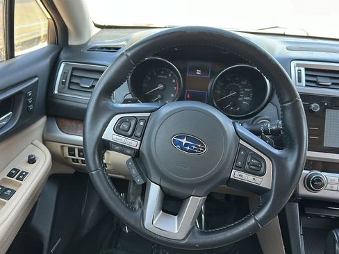 Used 2016 Subaru Outback 2.5i Limited image 29