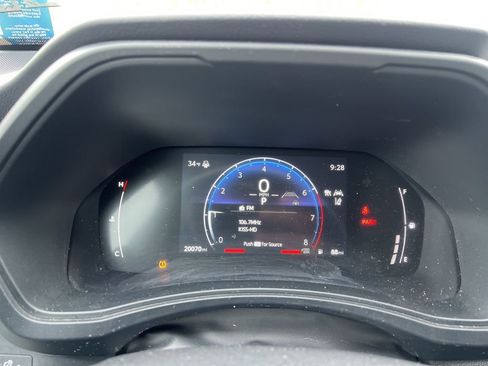 Used 2024 Toyota Grand Highlander XLE AWD/4WD image 7