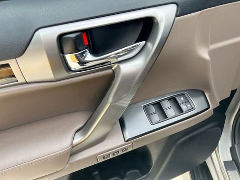 Certified 2023 Lexus GX 460 Premium AWD/4WD image 11