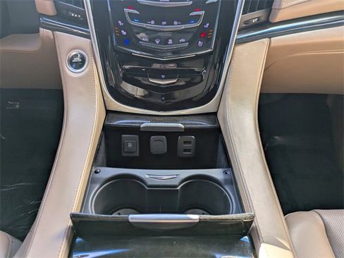 Used 2020 Cadillac Escalade Platinum w/ Escalade Sport Edition image 23
