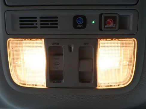Used 2021 Honda Accord Touring image 30