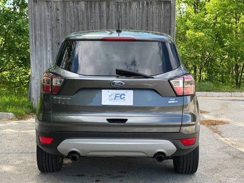 Used 2017 Ford Escape SE AWD/4WD image 5
