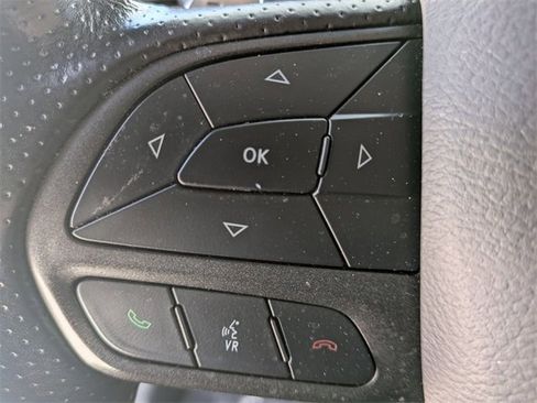 Used 2022 Dodge Challenger GT image 11