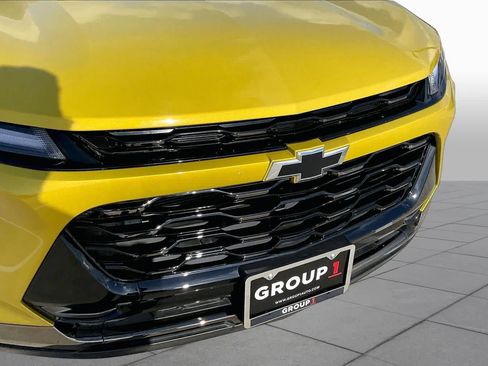 Used 2025 Chevrolet Trax ACTIV FWD image 29