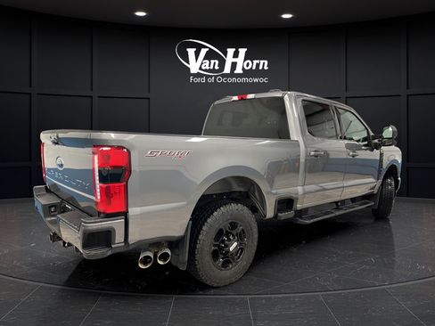 Used 2023 Ford F250 XLT w/ XLT Premium Package AWD/4WD image 7