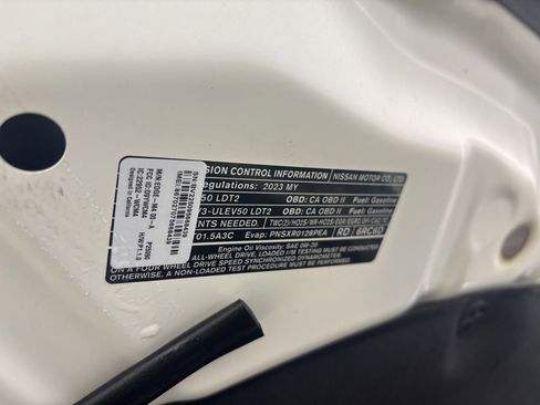 Used 2023 Nissan Rogue SV image 36