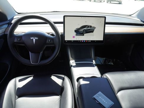 Used 2023 Tesla Model 3 Standard Range RWD image 19