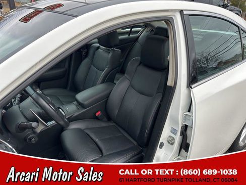 Used 2011 Nissan Maxima 3.5 SV w/ Premium Pkg image 16