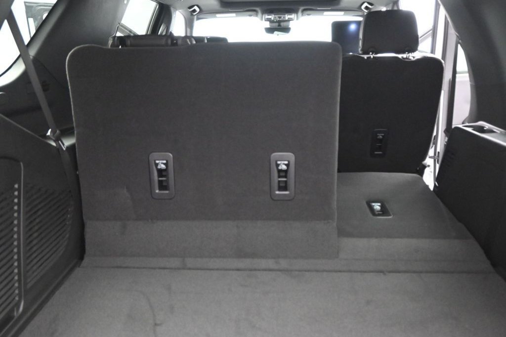New 2025 Chevrolet Tahoe Premier AWD/4WD image 37