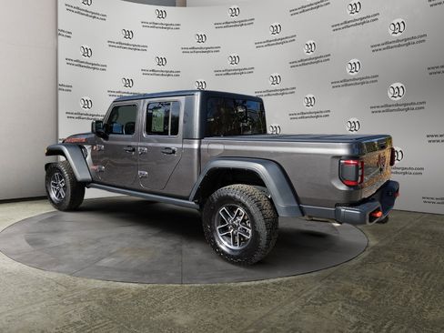 Used 2024 Jeep Gladiator Mojave w/ Safety Group image 3