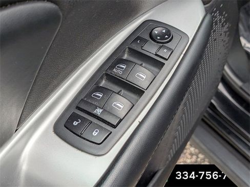 Used 2020 Dodge Journey SE w/ Blacktop Package image 17