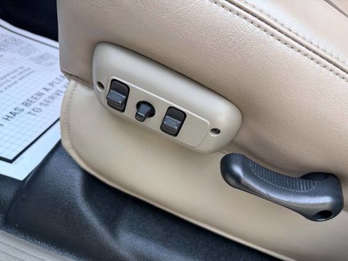 Used 2006 Dodge Ram 2500 Truck SLT image 58