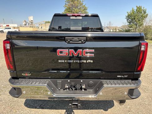New 2026 GMC Sierra 2500 SLT w/ SLT Premium Package AWD/4WD image 4