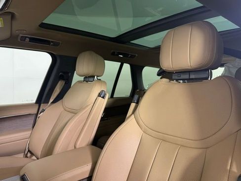 New 2026 Land Rover Range Rover SE image 28