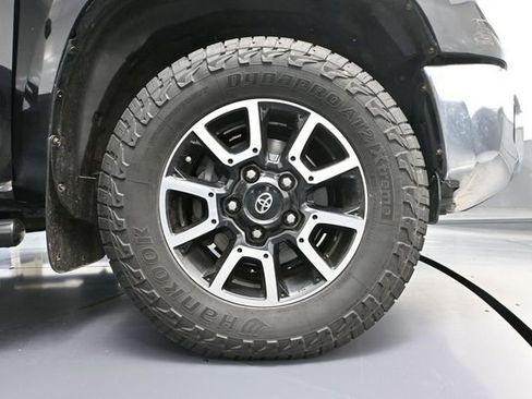 Used 2020 Toyota Tundra Limited AWD/4WD image 15