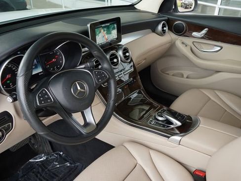 Used 2017 Mercedes-Benz GLC 300 image 22
