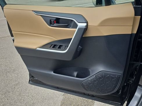 Used 2025 Toyota RAV4 LE image 26