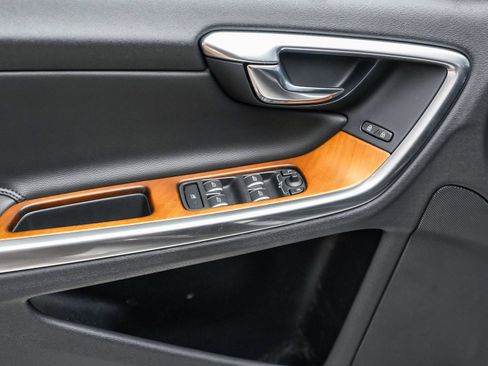 Used 2016 Volvo S60 T5 Premier FWD image 22