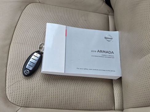 Used 2019 Nissan Armada Platinum image 12