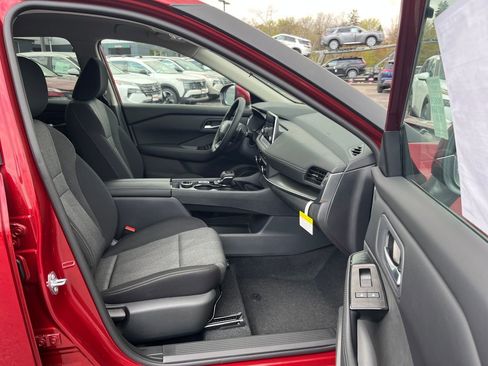 New 2026 Nissan Rogue SV AWD/4WD image 15