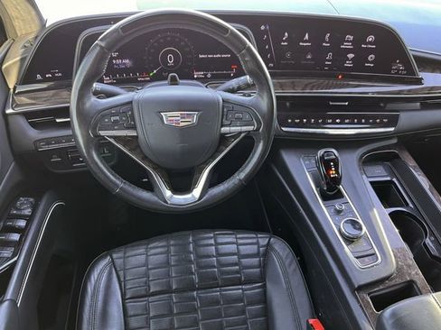 Used 2022 Cadillac Escalade ESV Sport Platinum image 11