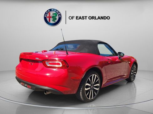 Used 2019 FIAT 124 Spider Classica RWD image 8