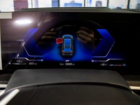 New 2026 BMW ALPINA XB7 ALPINA XB7 image 17