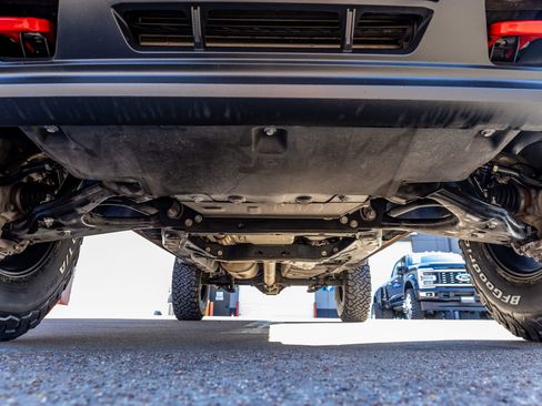 Used 2023 Chevrolet Colorado Trail Boss w/ Technology Package image 13