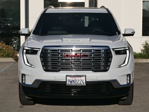 New 2026 GMC Acadia Denali w/ Super Cruise Package FWD image 8