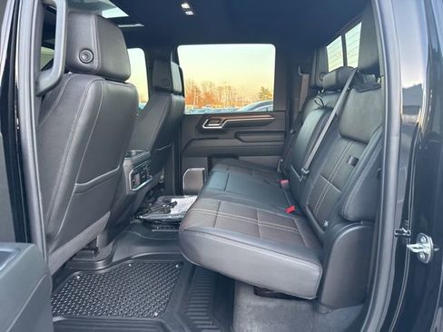 Used 2024 Chevrolet Silverado 3500 High Country w/ High Country Premium Package image 22