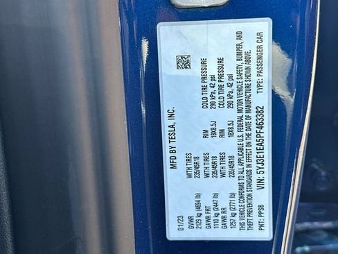 Used 2023 Tesla Model 3 Standard Range image 32