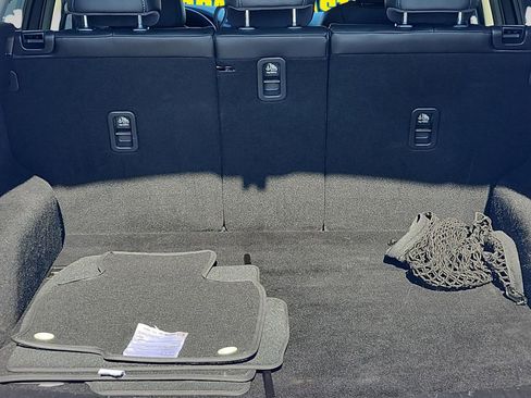 Used 2021 MAZDA CX-5 Touring image 16