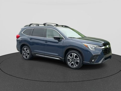 Certified 2024 Subaru Ascent Limited w/ Technology Package AWD/4WD image 2