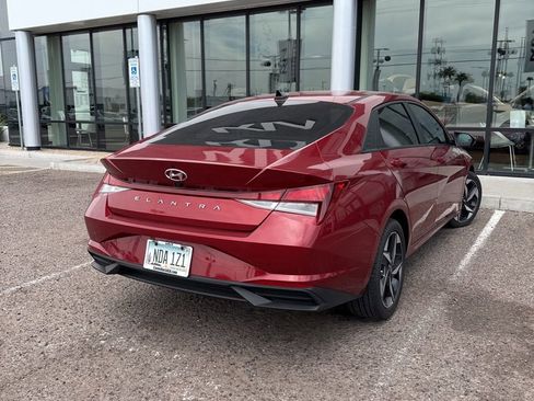 Used 2023 Hyundai Elantra SEL w/ Convenience Package image 5