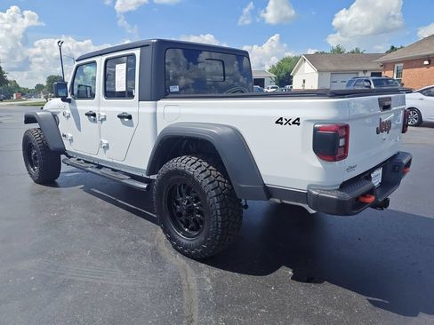 Used 2023 Jeep Gladiator Mojave w/ LED Lighting Group AWD/4WD image 3