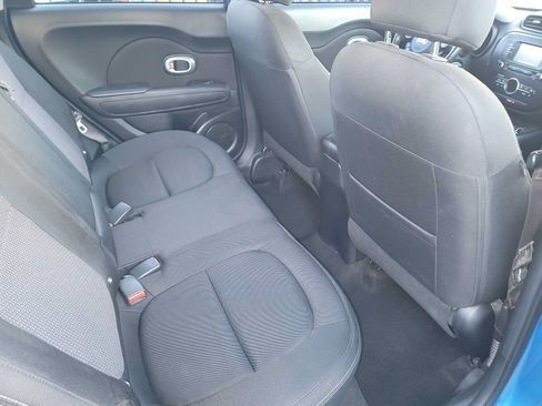 Used 2017 Kia Soul + w/ Designer's Package FWD image 12