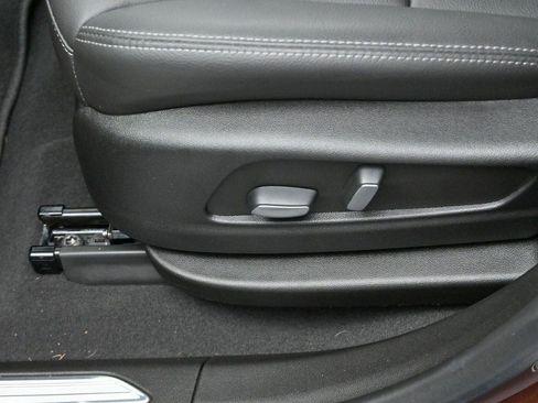 Certified 2023 Cadillac XT5 Luxury FWD image 15