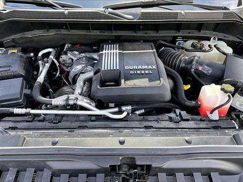 Used 2023 Chevrolet Silverado 1500 RST image 11