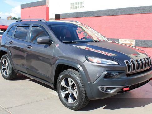 Used 2015 Jeep Cherokee Trailhawk w/ Comfort/Convenience Group image 6