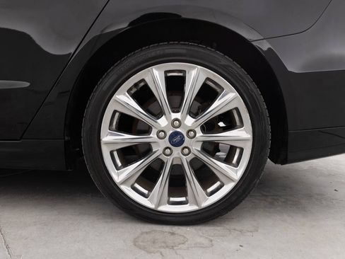 Used 2017 Ford Fusion Platinum AWD/4WD image 20