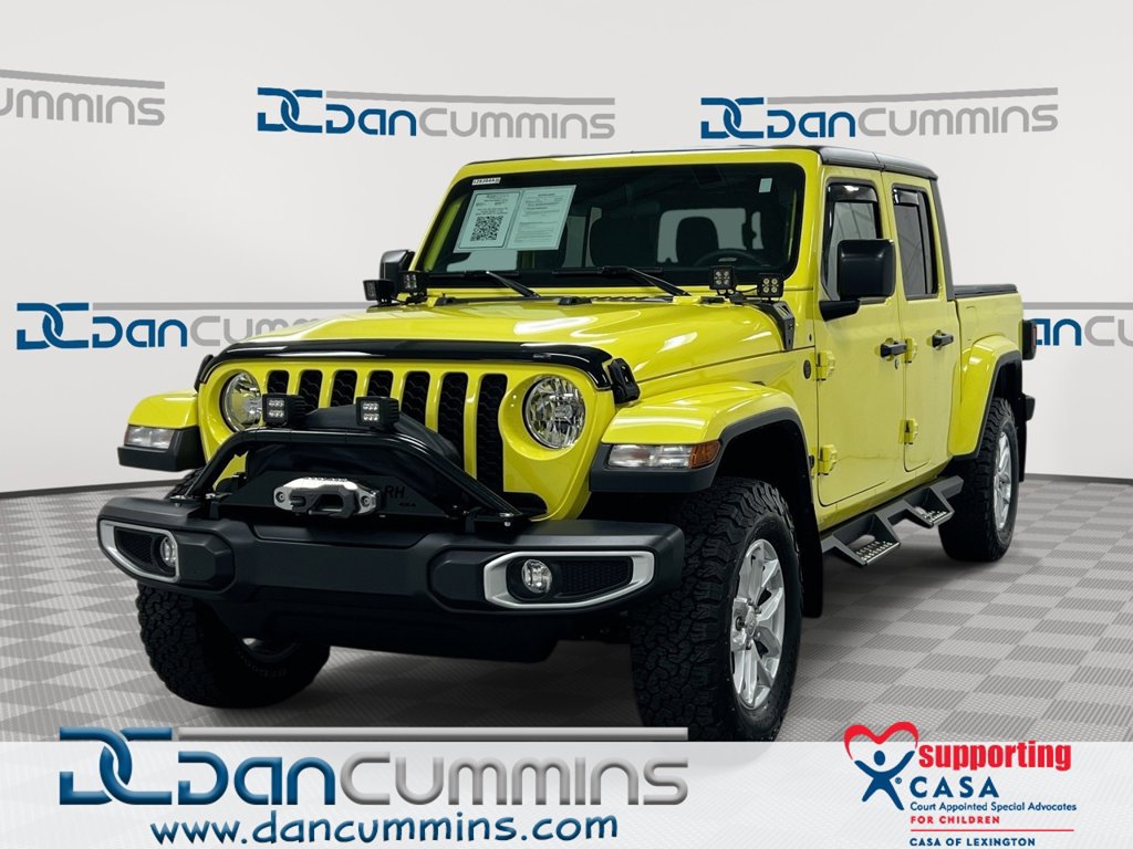 Used 2023 Jeep Gladiator Sport AWD/4WD image 1