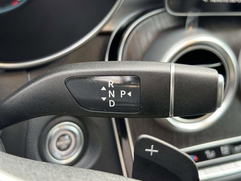 Used 2022 Mercedes-Benz GLC 300 4MATIC image 13