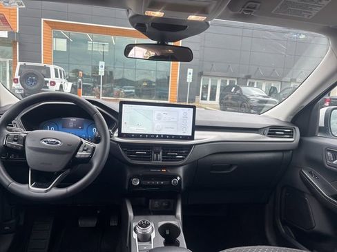 Used 2023 Ford Escape Active image 61