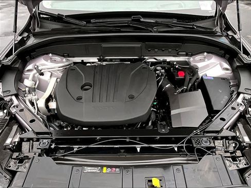 Used 2026 Volvo XC60 B5 Ultra w/ Climate Package image 12