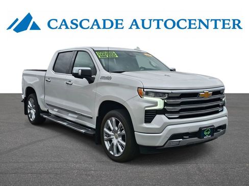 Certified 2024 Chevrolet Silverado 1500 High Country w/ Technology Package AWD/4WD image 8