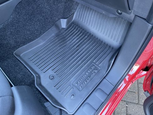 Used 2023 Nissan Frontier PRO-4X w/ Pro Convenience Package image 38