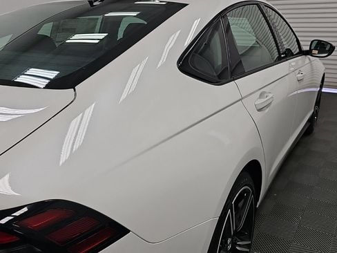 New 2026 Honda Accord SE image 9
